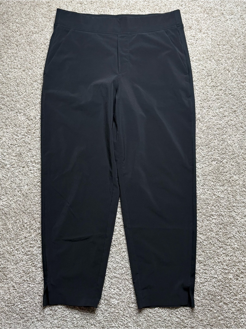 Athleta Black Cropped Athletic Pants - Picture 2 of 5